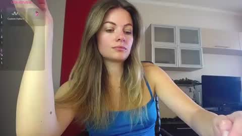 Lina online show from July 7, 9:57 am