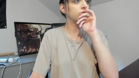 Paige online show from September 17, 1:13 pm