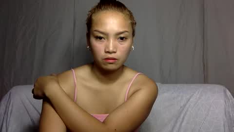 Snapshot of hi_there99 chatting on October 30, 9:48 pm hi_there99 online show from October 30, 9:48 pm