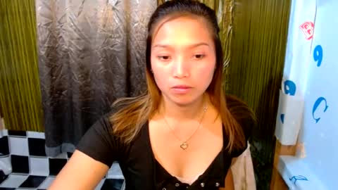 Snapshot of hi_there99 chatting on July 19, 6:06 am hi_there99 online show from July 19, 6:06 am