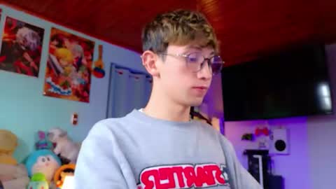 Christopher  Chris  online show from July 25, 12:58 pm
