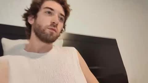 HiddenGaze online show from February 15, 3:03 am