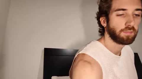 HiddenGaze online show from March 8, 6:44 pm