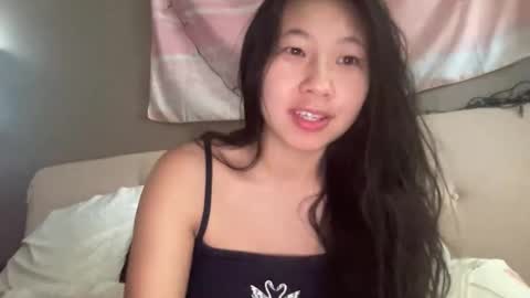 HiddenR0se online show from May 31, 7:37 pm