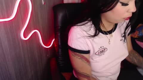 Snapshot of high_fortune chatting on March 19, 8:51 am high online show from March 19, 8:51 am