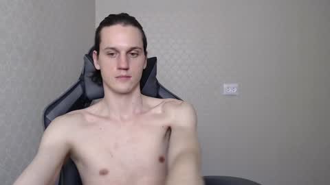 Snapshot of higherdegree chatting on December 2, 9:06 pm higherdegree online show from December 2, 9:06 pm