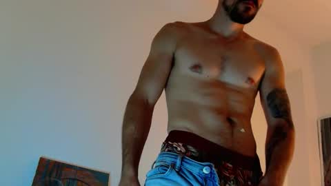 Snapshot of highnightz chatting on October 22, 11:37 pm highnightz online show from October 22, 11:37 pm