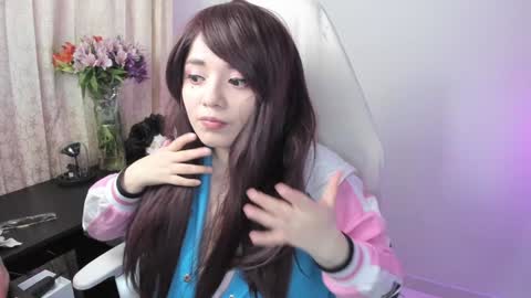 Snapshot of hikaru_arimura chatting on December 7, 2:09 am hikaru_arimura online show from December 7, 2:09 am