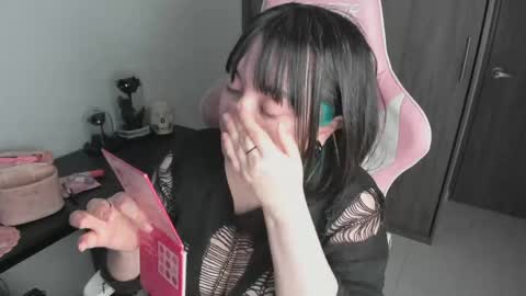 Snapshot of hikaru_arimura chatting on April 2, 1:58 am hikaru_arimura online show from April 2, 1:58 am