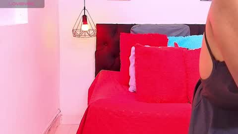 hilary banks online show from June 30, 4:57 am