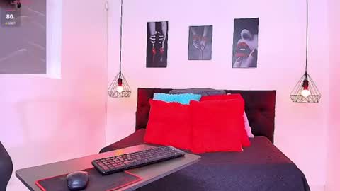 hilary banks online show from July 19, 4:49 am