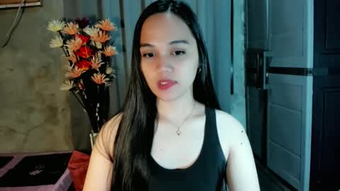 hilarymolly online show from February 20, 11:22 am