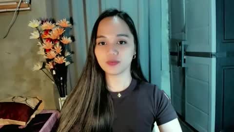 hilarymolly online show from March 2, 5:08 am