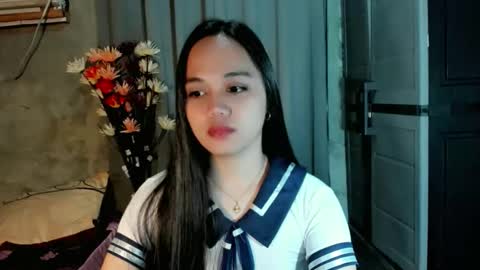 hilarymolly online show from March 23, 2:26 am