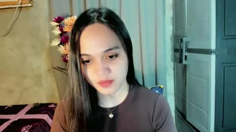 hilarymolly online show from May 10, 5:51 pm