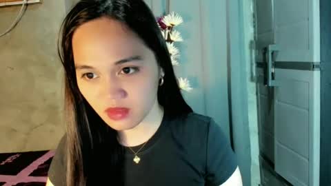 hilarymolly online show from June 25, 9:52 pm
