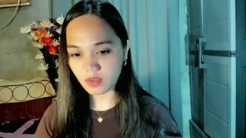 hilarymolly online show from June 29, 7:47 pm