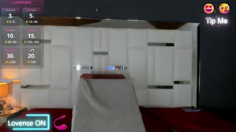 Hilary Solis online show from March 26, 6:35 pm