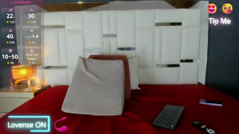 Hilary Solis online show from March 27, 7:02 pm