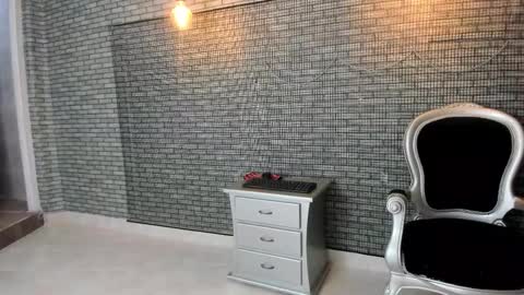 Snapshot of hillary_bigbutt chatting on March 14, 1:23 am Hillary online show from March 14, 1:23 am