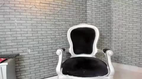 Snapshot of hillary_bigbutt chatting on March 16, 3:34 am Hillary online show from March 16, 3:34 am