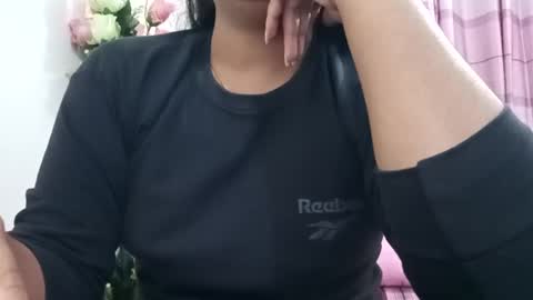 Snapshot of himuhimu22 chatting on January 24, 1:36 pm himuhimu22 online show from January 24, 1:36 pm