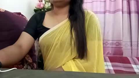 Snapshot of himuhimu22 chatting on February 12, 11:40 am himuhimu22 online show from February 12, 11:40 am