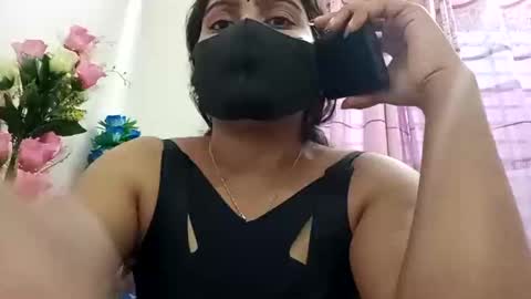 Snapshot of himuhimu22 chatting on February 13, 2:12 am himuhimu22 online show from February 13, 2:12 am