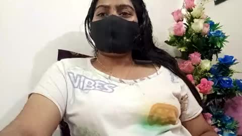 Snapshot of himuhimu22 chatting on February 26, 1:30 pm himuhimu22 online show from February 26, 1:30 pm