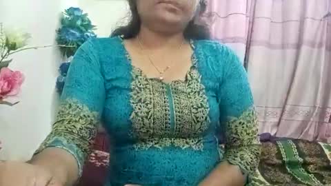 Snapshot of himuhimu22 chatting on March 7, 10:10 pm himuhimu22 online show from March 7, 10:10 pm