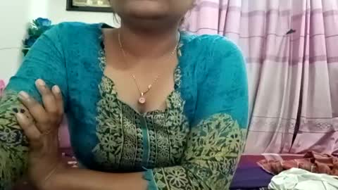 Snapshot of himuhimu22 chatting on March 8, 1:14 pm himuhimu22 online show from March 8, 1:14 pm