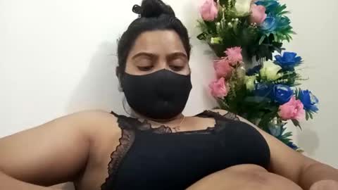 Snapshot of himuhimu22 chatting on March 10, 5:50 pm himuhimu22 online show from March 10, 5:50 pm