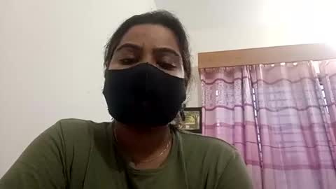 Snapshot of himuhimu22 chatting on October 17, 11:02 am himuhimu22 online show from October 17, 11:02 am