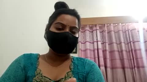 Snapshot of himuhimu22 chatting on October 23, 3:44 pm himuhimu22 online show from October 23, 3:44 pm