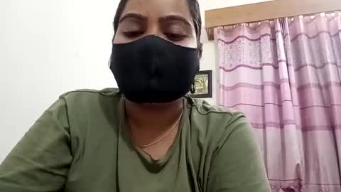 Snapshot of himuhimu22 chatting on October 24, 2:24 pm himuhimu22 online show from October 24, 2:24 pm