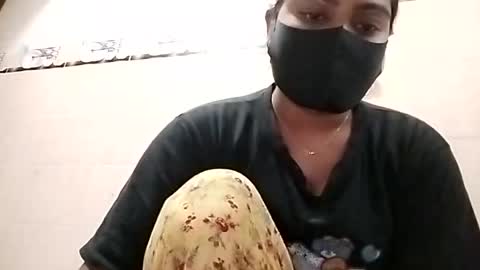 Snapshot of himuhimu22 chatting on November 24, 12:21 am himuhimu22 online show from November 24, 12:21 am