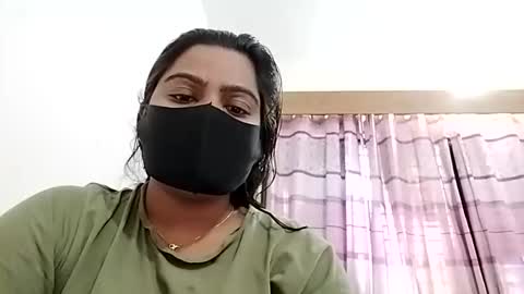 Snapshot of himuhimu22 chatting on November 25, 3:06 am himuhimu22 online show from November 25, 3:06 am