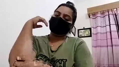 Snapshot of himuhimu22 chatting on November 25, 5:13 pm himuhimu22 online show from November 25, 5:13 pm