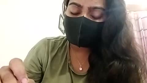 Snapshot of himuhimu22 chatting on December 15, 6:45 pm himuhimu22 online show from December 15, 6:45 pm