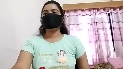himuhimu22 online show from June 15, 8:16 am