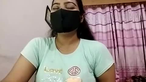 himuhimu22 online show from June 24, 5:01 pm