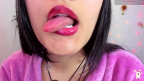 Snapshot of hinata_21_ chatting on December 11, 7:25 pm hinata online show from December 11, 7:25 pm