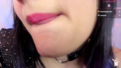 Snapshot of hinata_21_ chatting on December 16, 8:37 pm hinata online show from December 16, 8:37 pm