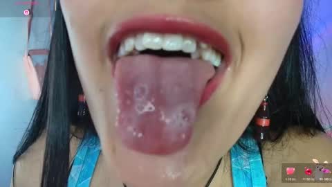 Snapshot of hinata_21_ chatting on November 3, 8:54 pm hinata online show from November 3, 8:54 pm