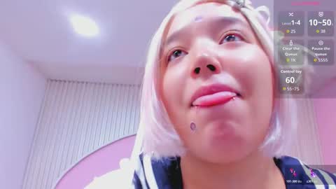 hinata_dolly online show from March 1, 10:28 am