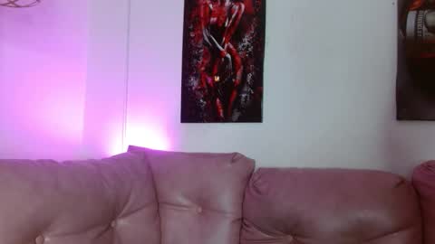 hinata lee online show from December 14, 9:36 am