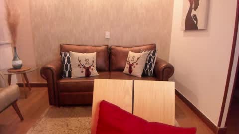 Hinnata online show from February 11, 1:41 am