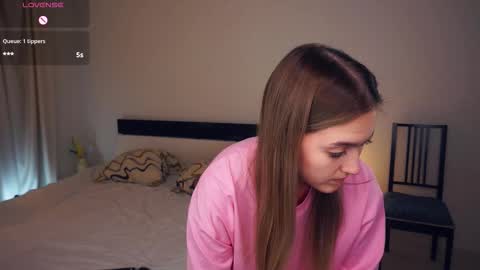 Leya Day Mary Night   PvT Open online show from October 3, 7:22 pm