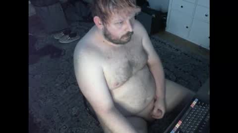 hipguy91 online show from October 29, 9:05 pm