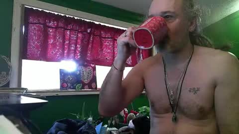 hippiedad333 online show from February 20, 8:53 pm